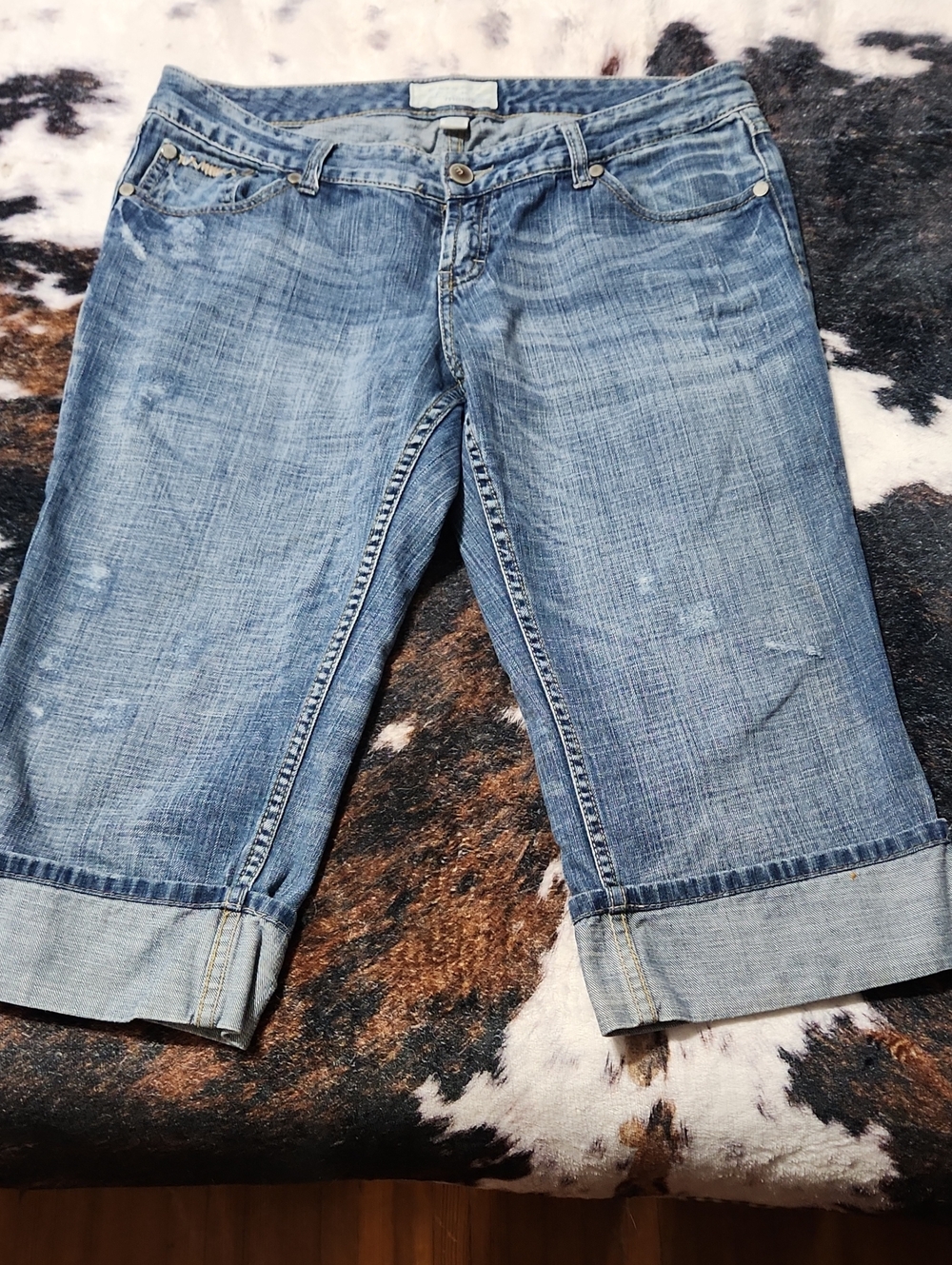 Maurices Blue Denim Cropped Capris with Rolled Cuffs